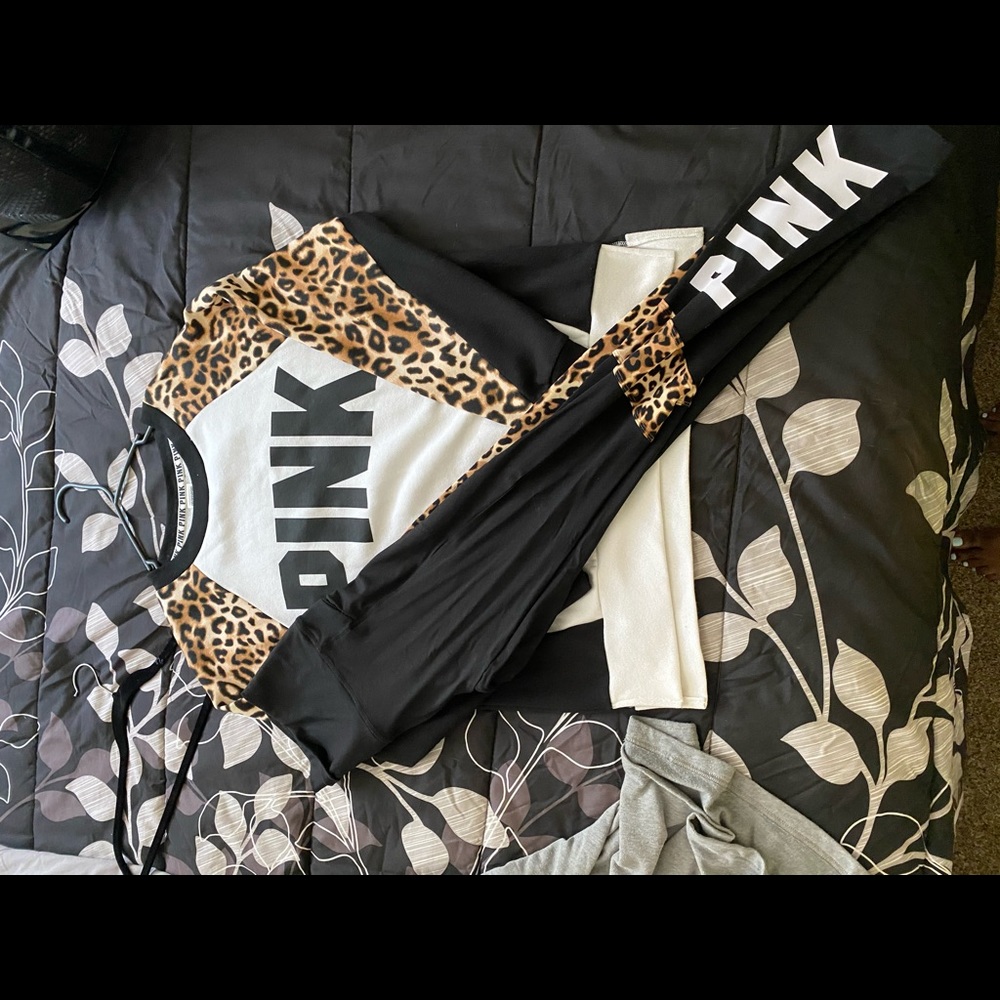 Victoria secret jogging suit